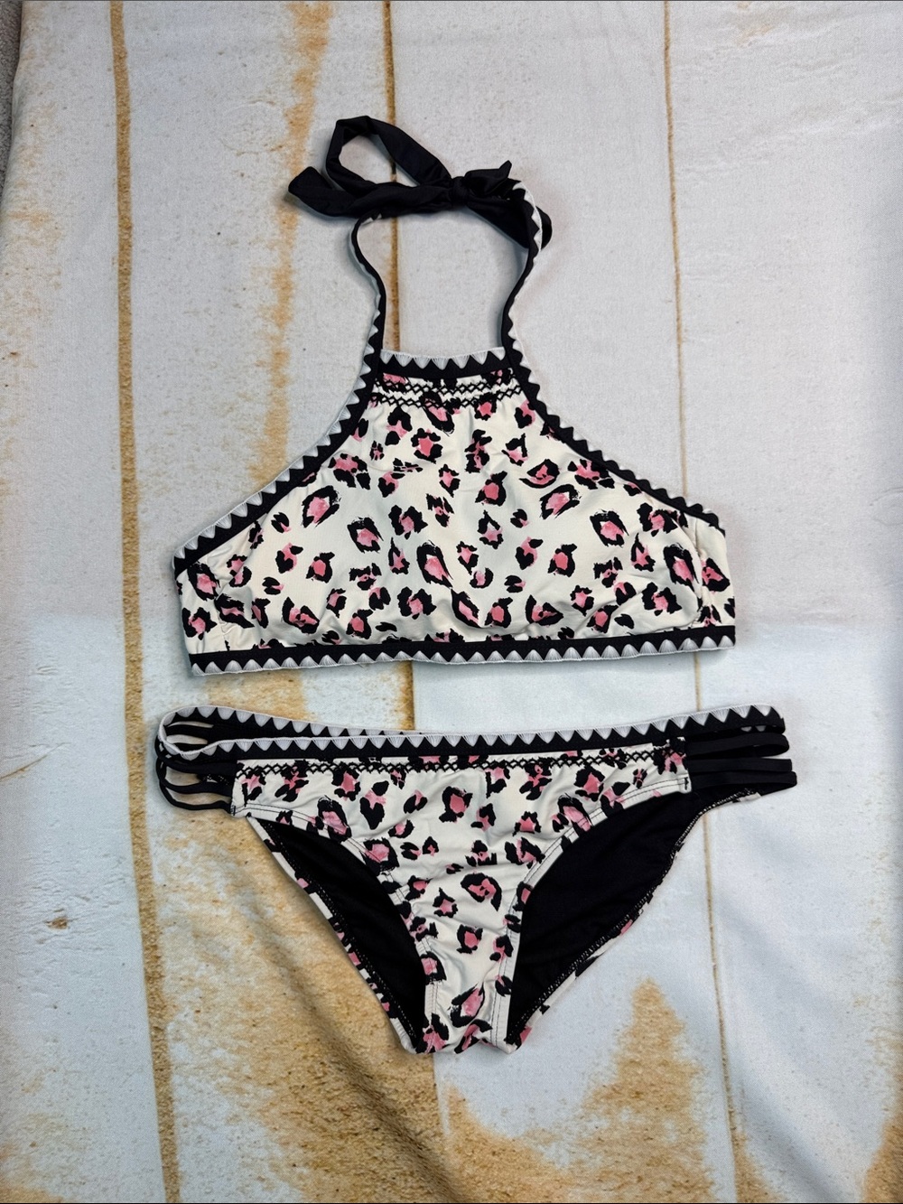 High Neck Leopard Print Bikini Set in White, Pink & Black